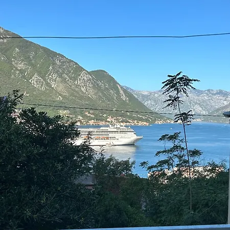 Blue Shell Apartments Котор Екстер'єр фото